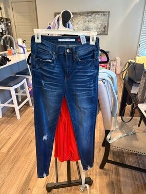 Celebrity Pink Women's Indigo Distressed Skinny Jeans